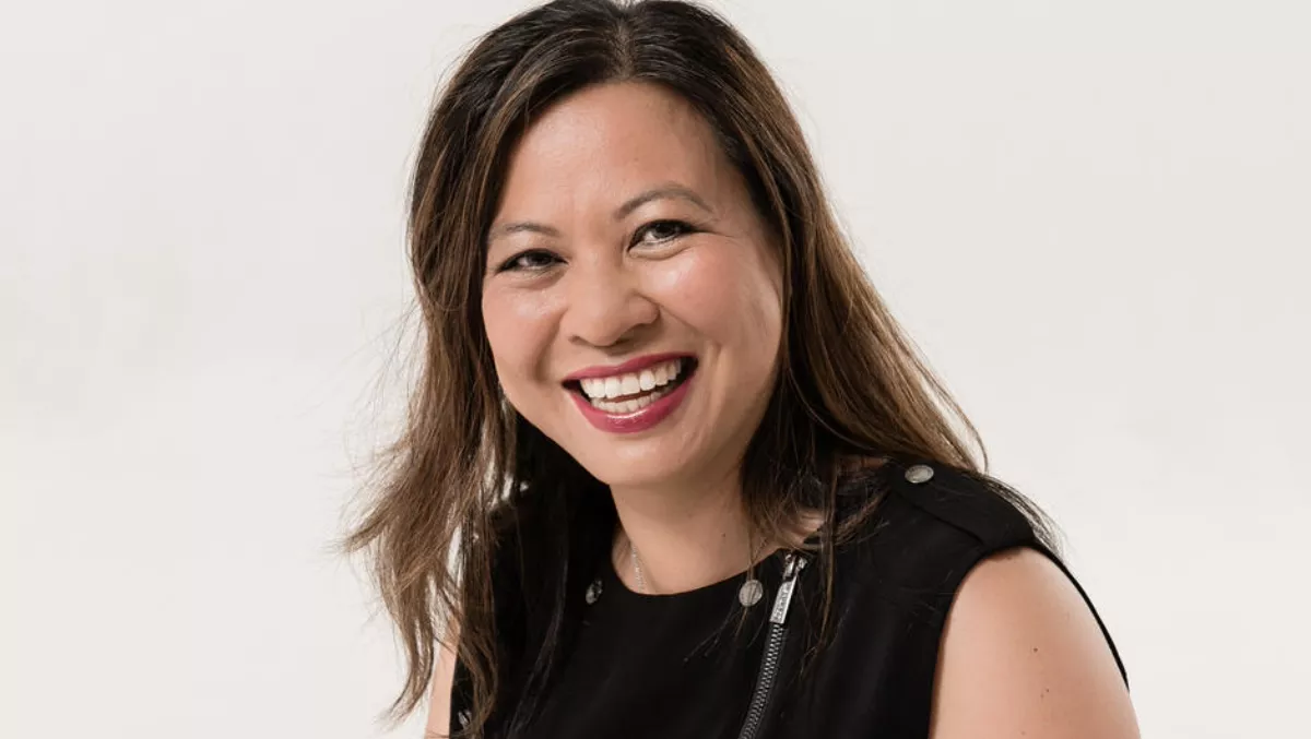 Kiwis, it's time to ditch the loose change and go cashless, says MYOB