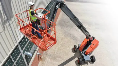 New guidance on using MEWPs in public areas